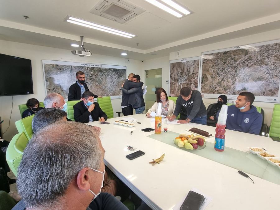  مجلس القيصوم : توزيع منح دراسية للطلبة الدارسين خارج البلاد 